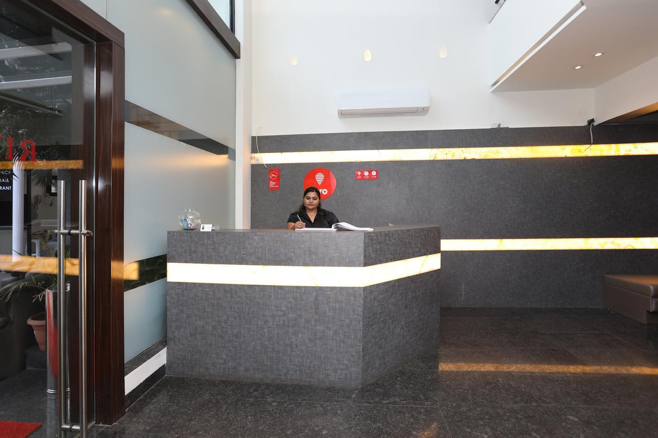 Oyo 10672 Hotel Riviera Nashik Extérieur photo