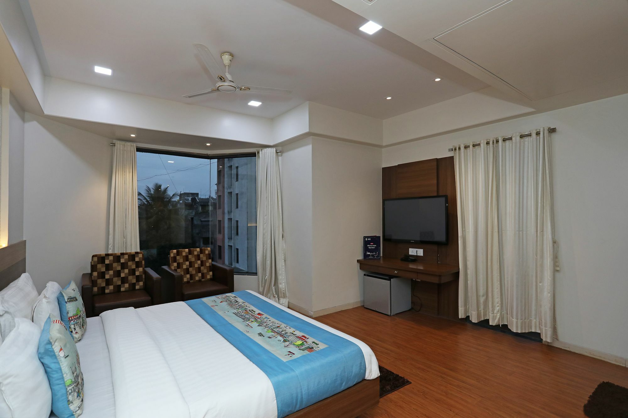 Oyo 10672 Hotel Riviera Nashik Extérieur photo